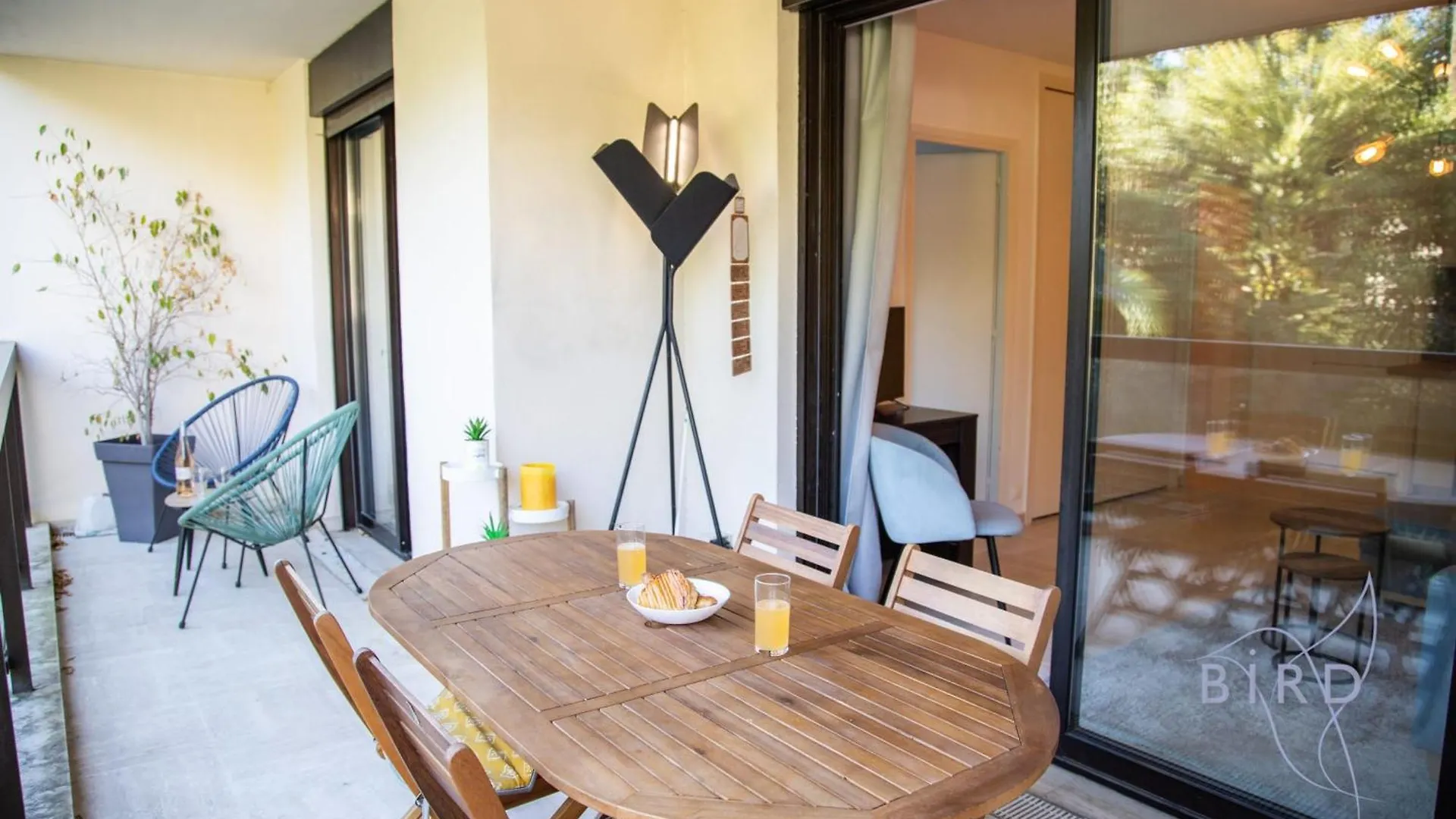 Superb Apartment With Pool Tennis & Parking Cannes