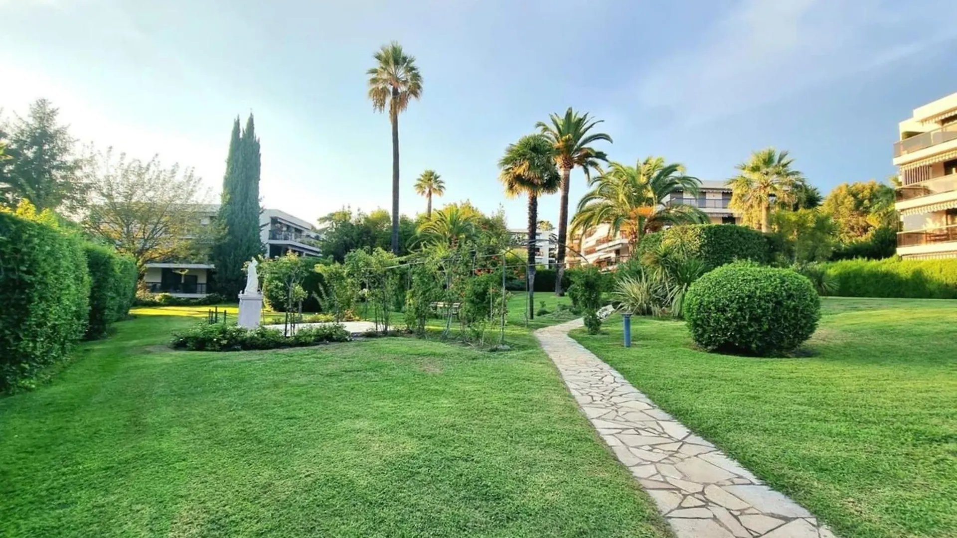 Superb Apartment With Pool Tennis & Parking Cannes 0*,